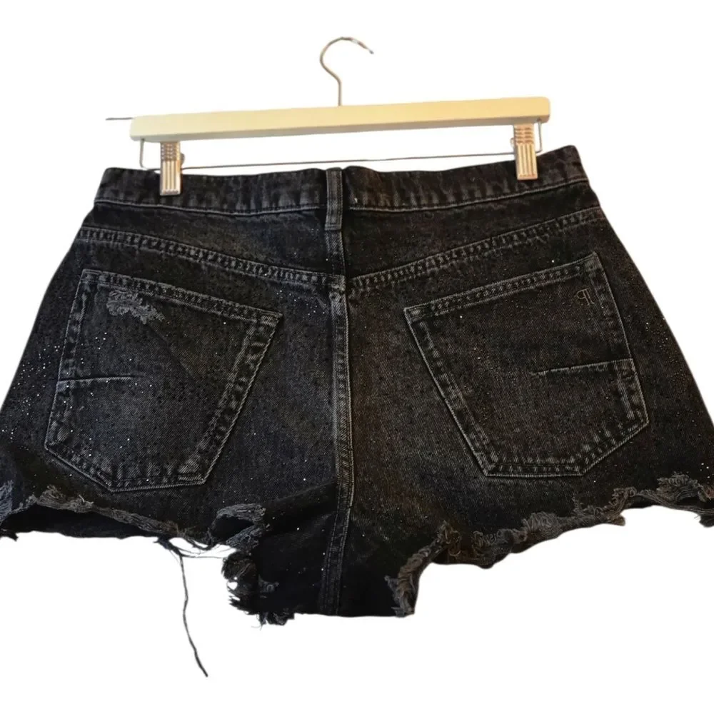 The Devon Rhinestone Distressed Denim Shorts by Pilcro NWT Size 30 - Picture 4 of 15